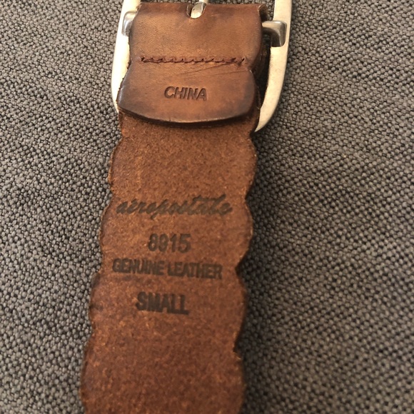 Cute brown belt. Size small - Picture 4 of 4